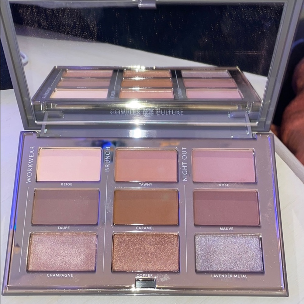 eyeshadow pallet